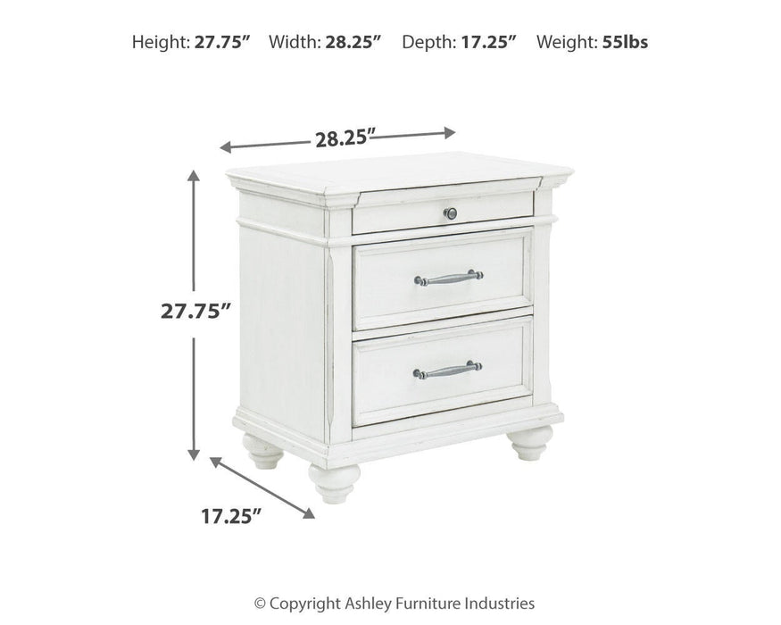 Kanwyn King Panel Bed with Mirrored Dresser, Chest and Nightstand