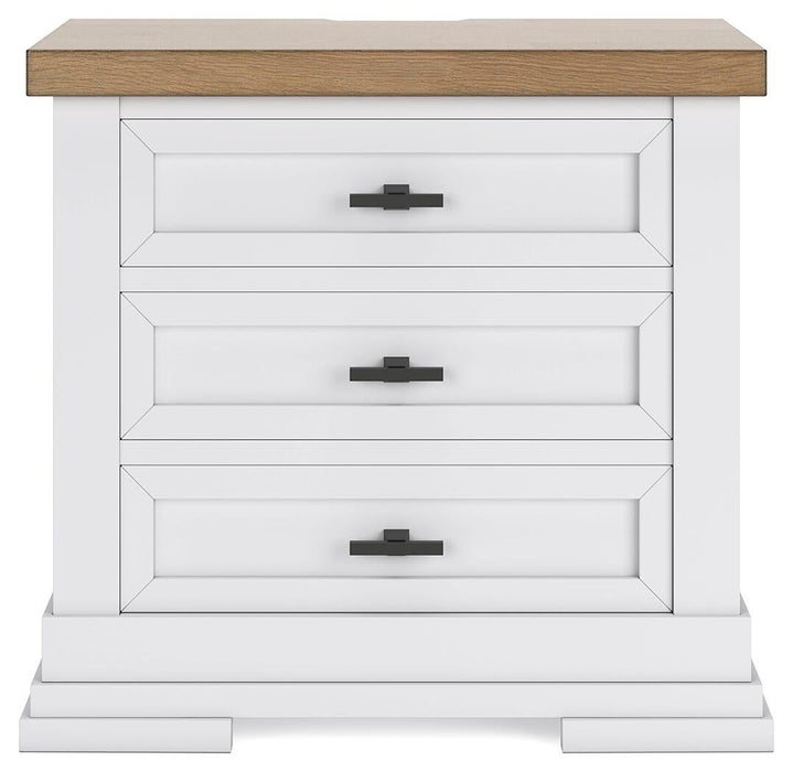 Ashbryn California King Panel Storage Bed, Dresser, Mirror and Nightstand