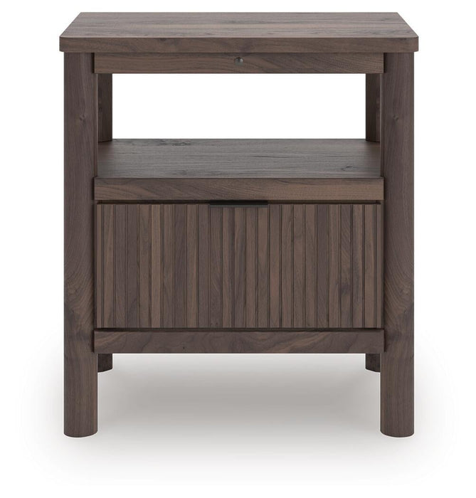 Pamytta Queen Upholstered Panel Bed, Dresser, Mirror and Nightstand