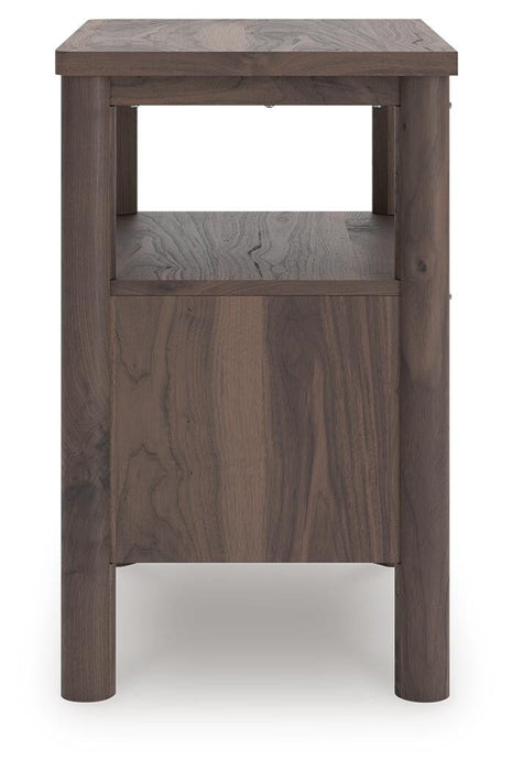 Pamytta Queen Panel Bed, Dresser, Mirror, Chest and Nightstand